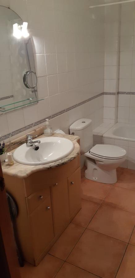 Aparthotel Cal Sabata à Estany Extérieur photo